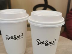 拿铁-Seesaw Coffee(上海国金中心店)