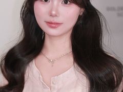 -金夫人化妆摄影职业培训学校