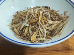 -何太太馄饨面铺(大浒东苑店)