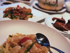 招牌脆皮乳鸽-香樟花园新粤料理(无锡万象城店)