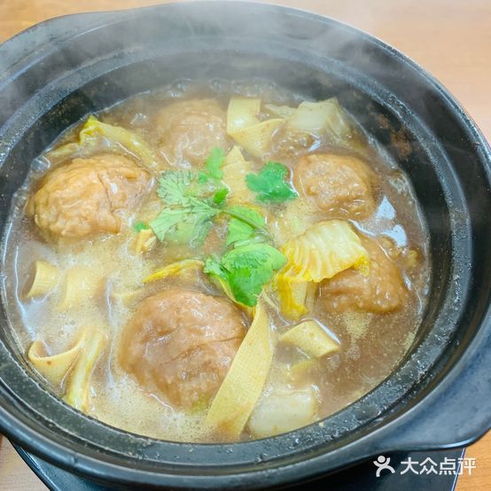郗延坛肉大砂锅