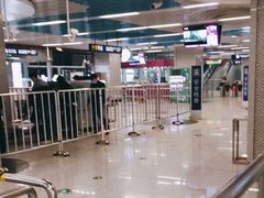 -国际港务区(地铁站)