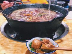 -石灰市毛记烧鸡公(解放碑店)