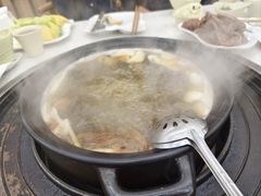 -牛知府云南菌汤鲜牛肉火锅(肖家湾店)