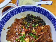 蛤蜊猪肝面-沪西老弄堂面馆(定西路店)