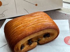 -VERIE BAKEHOUSE