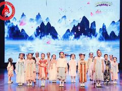 -西安小天鹅艺术团(曲江Alice店)