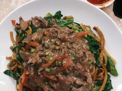 湿炒牛河-华威达牛庄(黄埔大道西店)