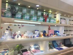 -茂昌眼镜(南京东路店)