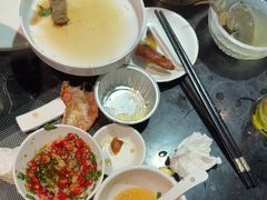 -半岛翡丽海鲜自助餐厅(观风亭店)