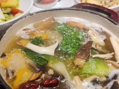 -黑鸡小馆(金源店)