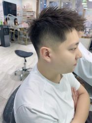 -妃格美发沙龙·烫发·染发