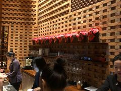 等位区-君悦酒店·1881·北京烤鸭