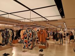 -ZARA(大上海时代广场店)