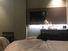 -如家精选酒店(兰州张掖路西关地铁站中山桥店)