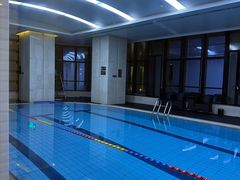 -跃动游泳健身俱乐部(新华传媒店)