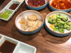 -明洞阿姨·韩式酱蟹烤肉·创意料理(三元桥店)