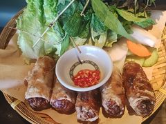 -大头虾越式风味餐厅(光明广场店)