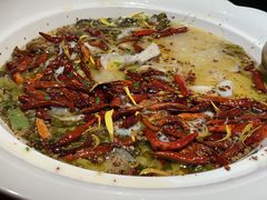-江渔儿酸菜鱼专门店(明珠广场店)