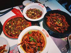 秘制十三香小龙虾例份-辣家私厨(义乌银海店)