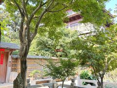 -龙华寺