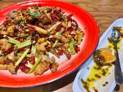 小米椒爱上蛙-半步颠·小酒馆·川菜(旗舰店)