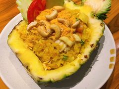 菠萝海鲜炒饭-mango tree芒果树泰国餐厅(青岛万象城店)