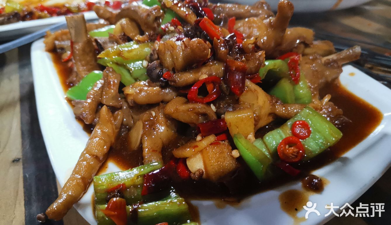 超级麻辣的爆辣鸡爪😄