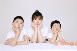 -小七摄影·礼服馆(中铁·逸都国际店)