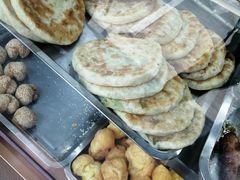 -聚德华天护国寺小吃(甜水园店)