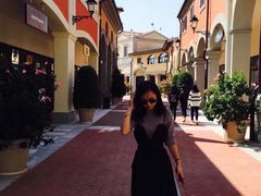 -佛罗伦萨小镇广佛名品奥特莱斯(疏港路店)