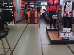 -NIKE上海青浦优选体验店