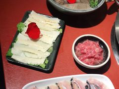 -谭鸭血老火锅(龙湖宝山天街店)