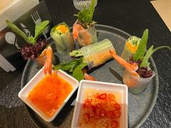 越南传统生包鲜虾春卷-来龙里 精致 东南亚餐室(万象城店)