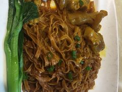 咖喱牛腩捞粗面-新绿茵阁茶餐厅(皇朝东南亚花园分店)