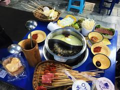 -马路边边·成都串串(翠柏路店)