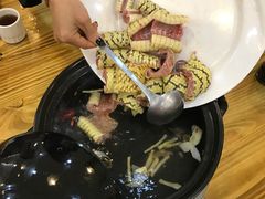 -老乡村美食农庄