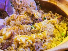 窝蛋牛肉煲仔饭-啫神·广州地标美食(北京路店)