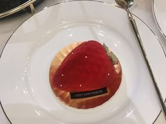 草莓小姐姐-朱迪小铺.半糖奶油蛋糕(海汇港店)