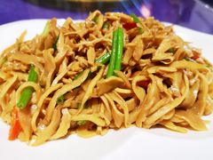 -温汤大酒店餐厅
