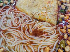 -覃肥叔桂林米粉(粮道街店)