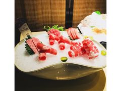 M11澳洲谷饲雪花肥牛-余欢领鲜火锅(新街口店)
