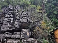 -梭布垭石林景区