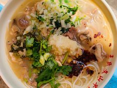 -文山荷鲜居(翠湖店)