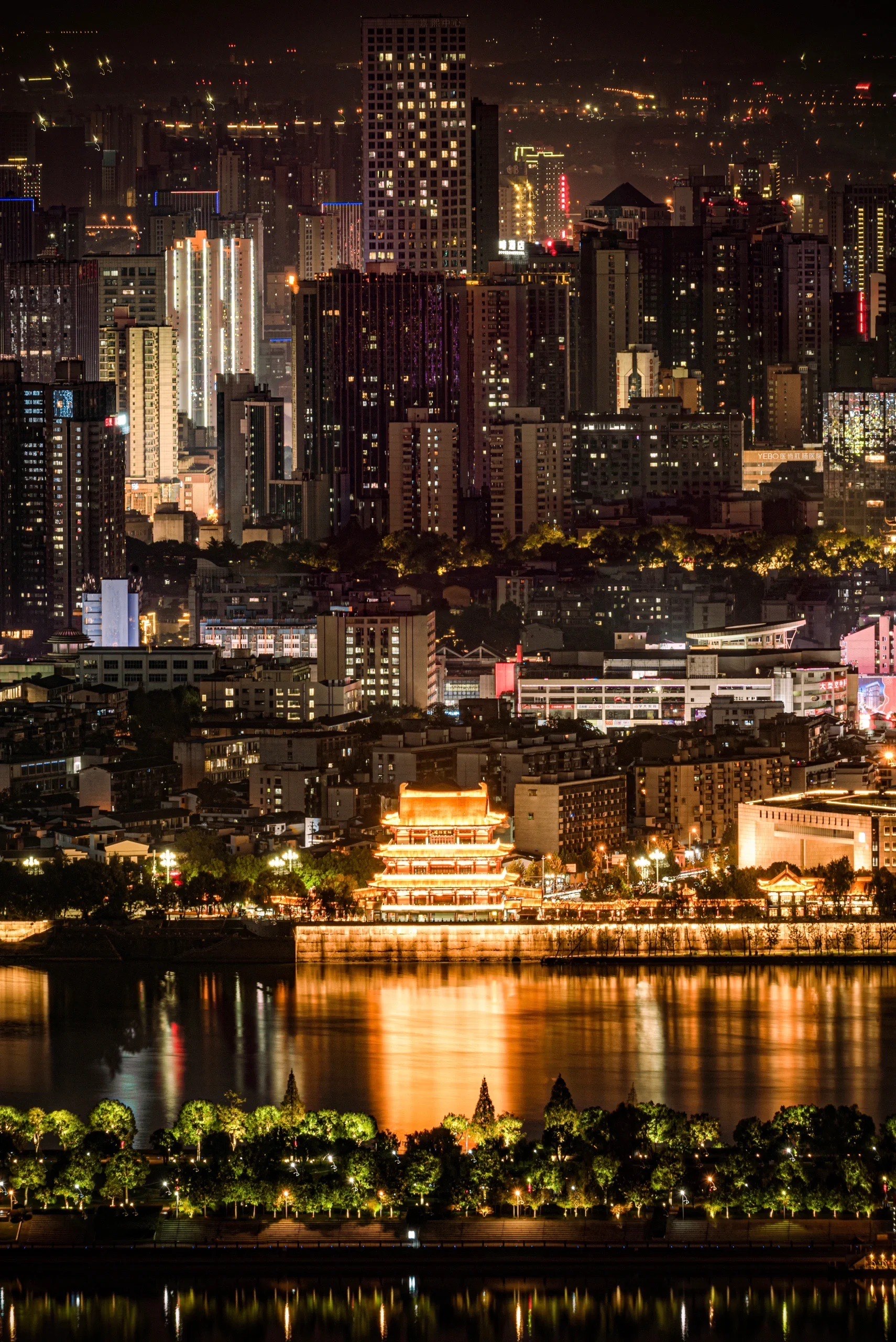 岳麓山夜景图片