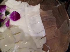 -三人行骨头王火锅(长寿店)