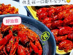 -肥肥虾庄·金牌油焖大虾(汉街SKP店)
