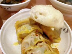 笋肉锅贴-蒋家桥饺面店(东关街店)