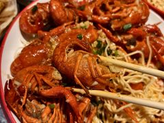-老街烧烤大排档·地道湖北菜·龙虾馆(汉口火车站店)