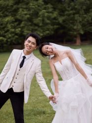 -易摄影婚纱摄影工作室